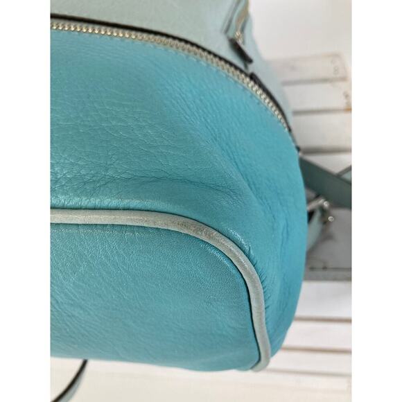 MICHAEL KORS, LARGE PEBBLED LEATHER BLUE BACKPACK WITH TAGS - Picture 8 of 16